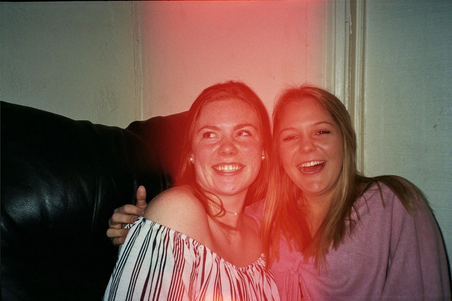 35mm Film Camera Reusable Starter Pack With Flash And Film 4 35mm Film Camera Reusable Starter Pack With Flash And Film - Image 2