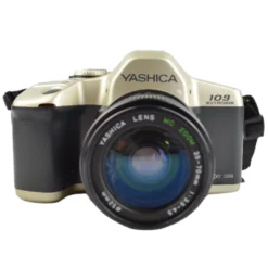 Kyocera Yashica 109 With Yashica 35-70mm F3.5 Zoom Lens