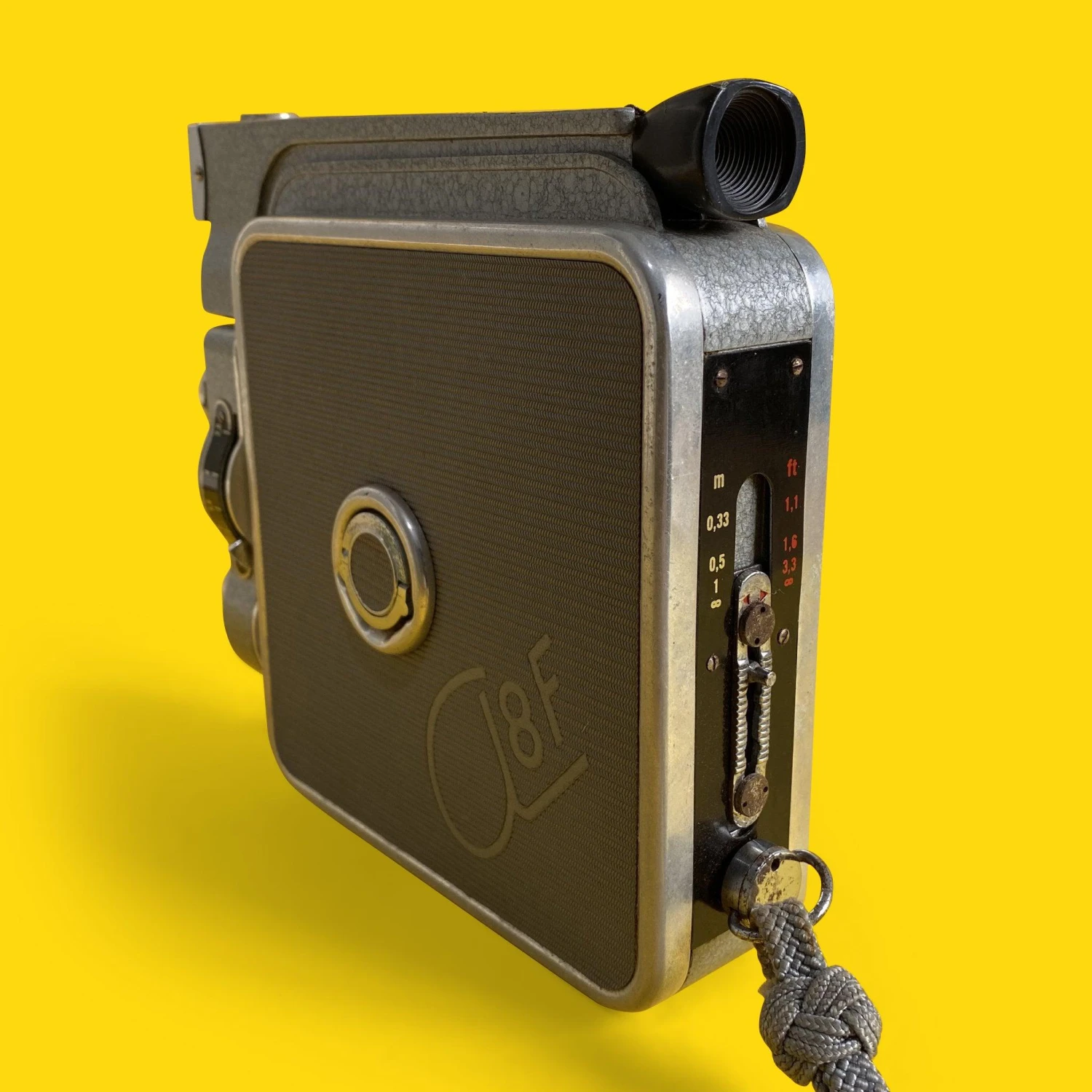 Admica 8F 8mm Vintage Cine Camera 3 Admica 8F 8mm Vintage Cine Camera - Image 2