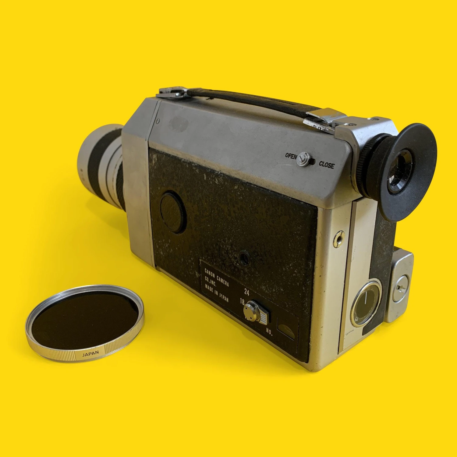 Canon® Canon Auto Zoom 814 Super 8 Vintage Cine Camera 11 Canon® Canon Auto Zoom 814 Super 8 Vintage Cine Camera - Image 9