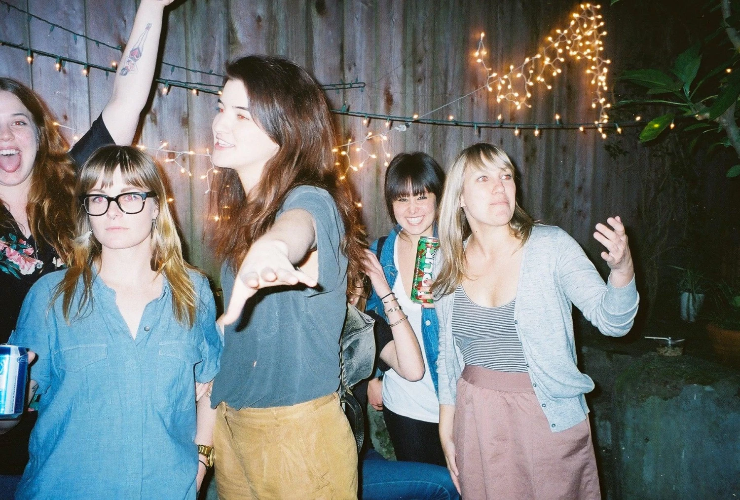 Canon® Canon Sure Shot Z115 35mm Film Camera Point And Shoot 11 Canon® Canon Sure Shot Z115 35mm Film Camera Point And Shoot - Image 9