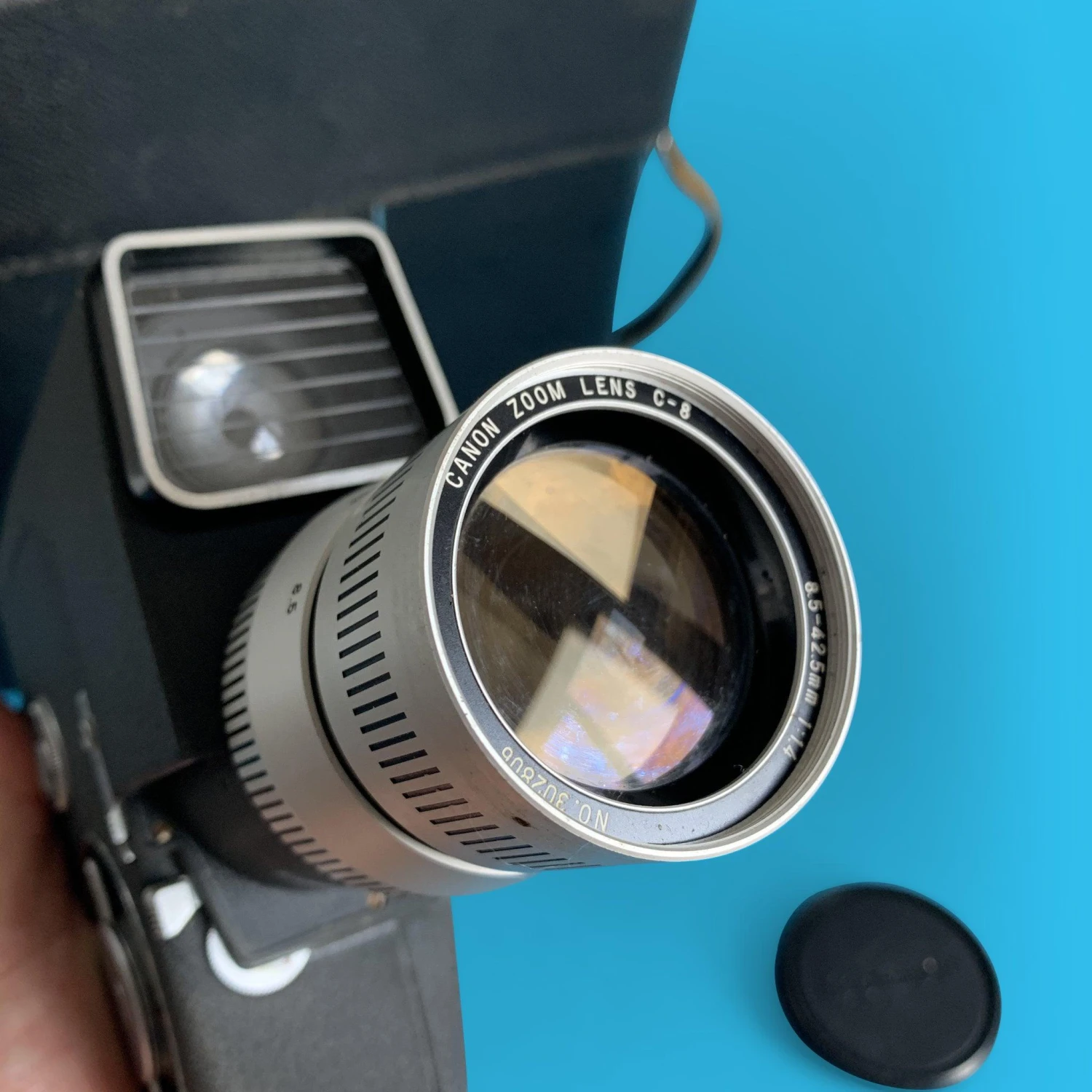 Canon® Canon Zoom Reflex 8-3 8mm Movie Cine Camera With Leather Case 8 Canon® Canon Zoom Reflex 8-3 8mm Movie Cine Camera With Leather Case - Image 6