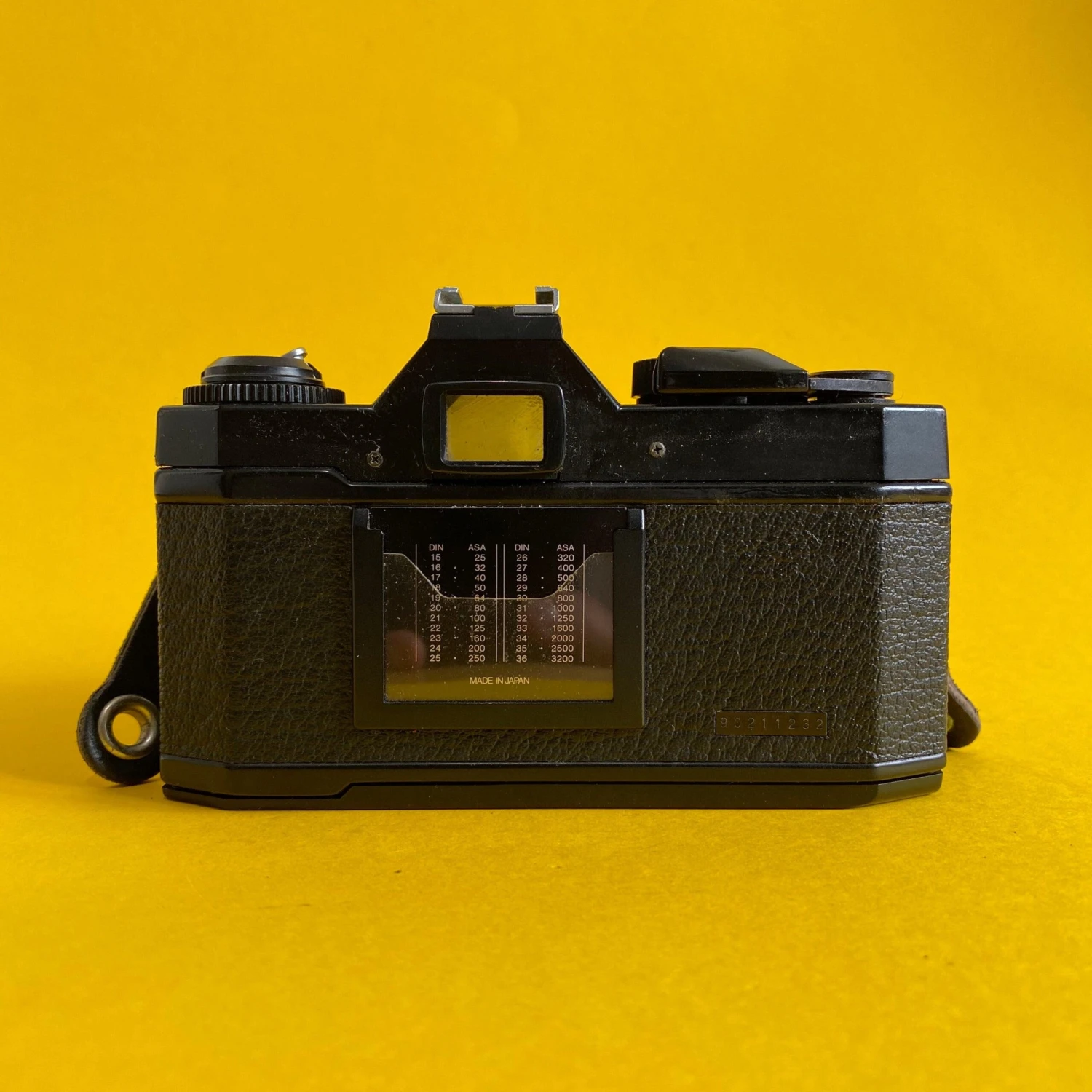 Cosina CT-2 Vintage SLR 35mm Film Camera With F/1.8 50mm Prime Lens 7 Cosina CT-2 Vintage SLR 35mm Film Camera With F/1.8 50mm Prime Lens - Image 5