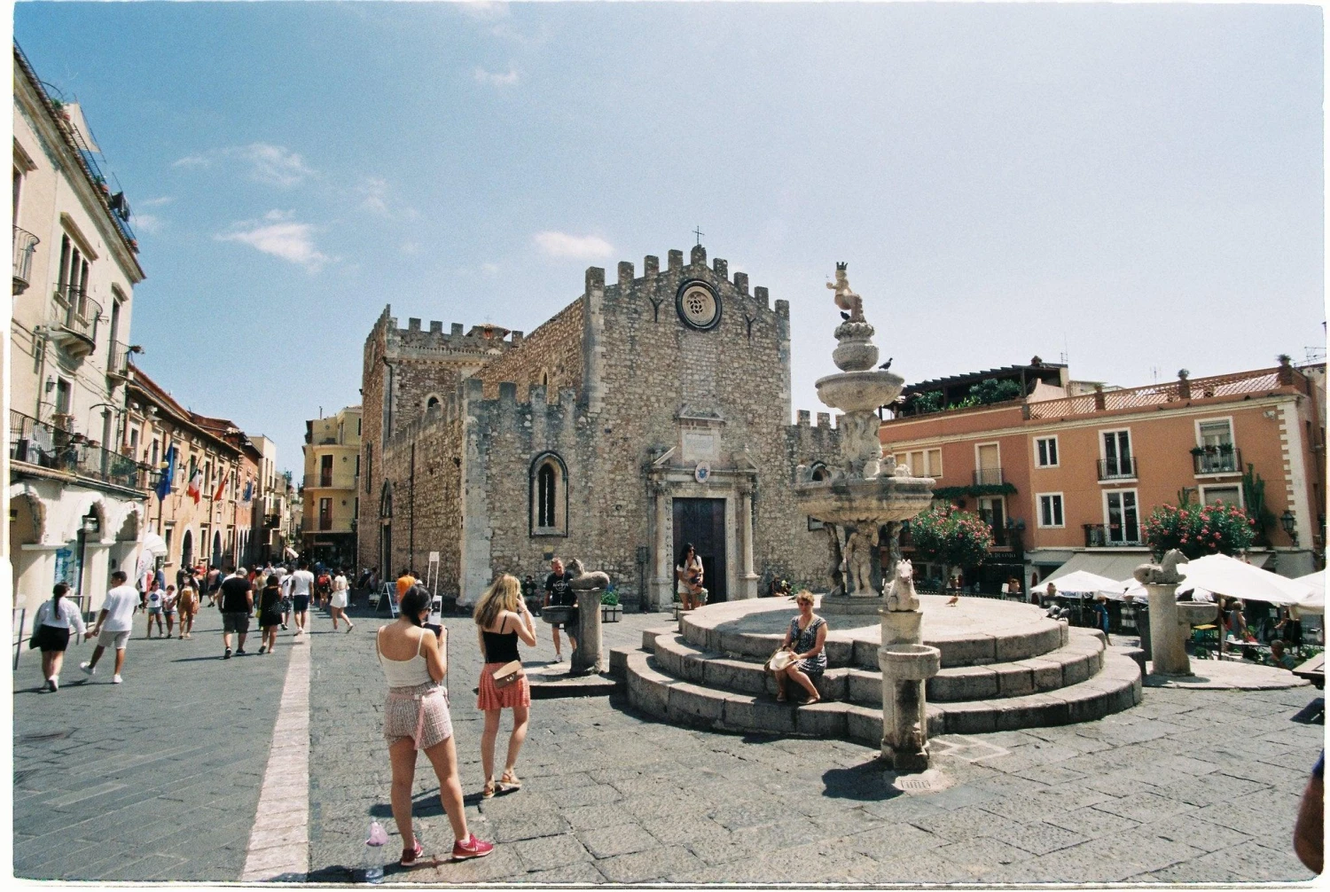 Fujifilm Colour C200 35mm Camera Colour Film - 1 Roll 4 Fujifilm Colour C200 35mm Camera Colour Film - 1 Roll - Image 2