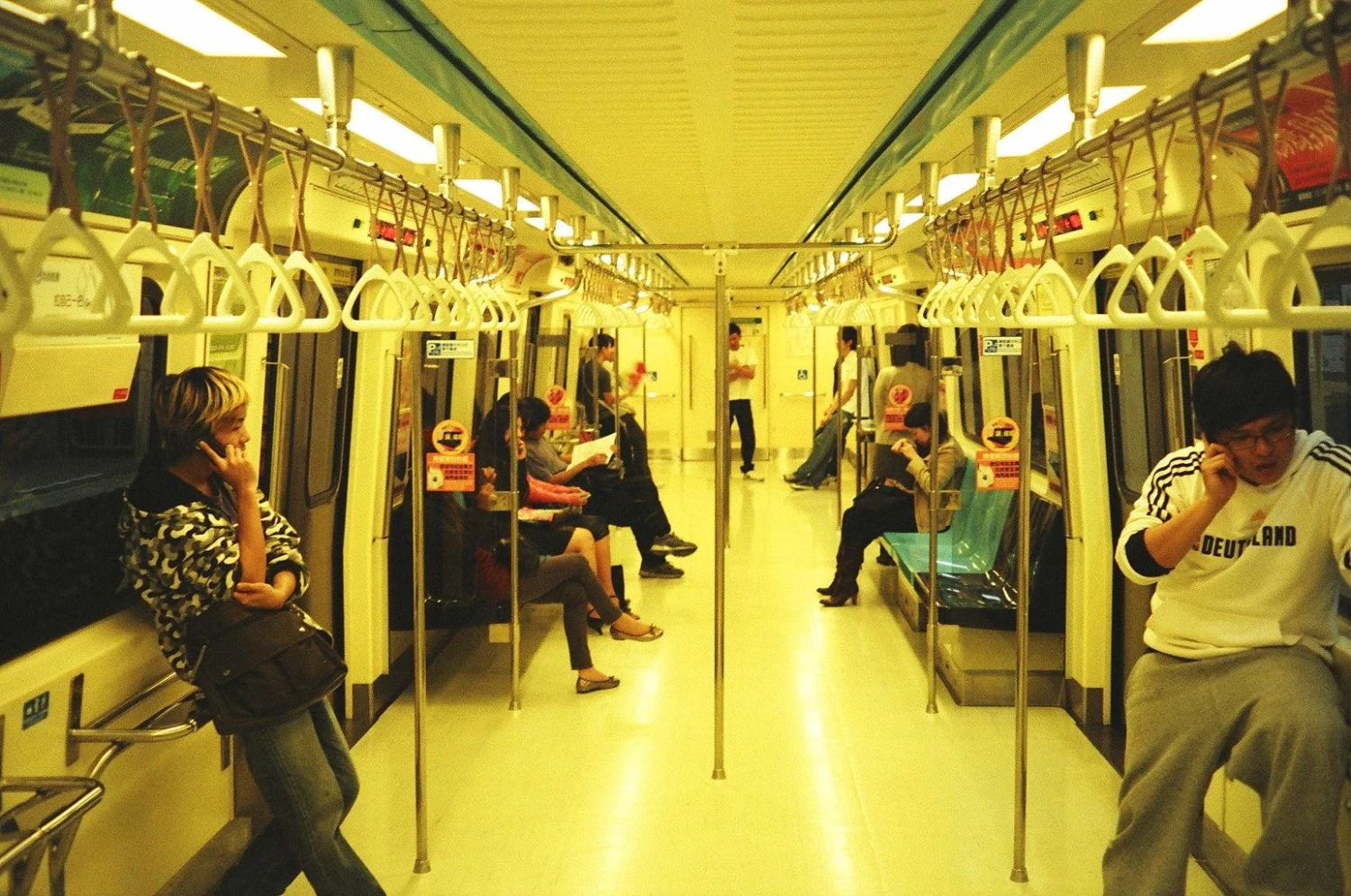 Minolta Riva Zoom 150 35mm Film Camera Point And Shoot 12 Minolta Riva Zoom 150 35mm Film Camera Point And Shoot - Image 10