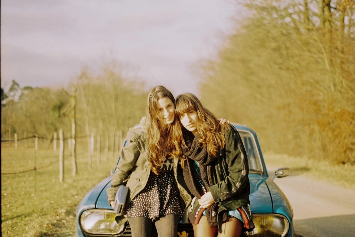 Minolta X-500 SLR 35mm Film Camera With Auto Zoom Lens 12 Minolta X-500 SLR 35mm Film Camera With Auto Zoom Lens - Image 10