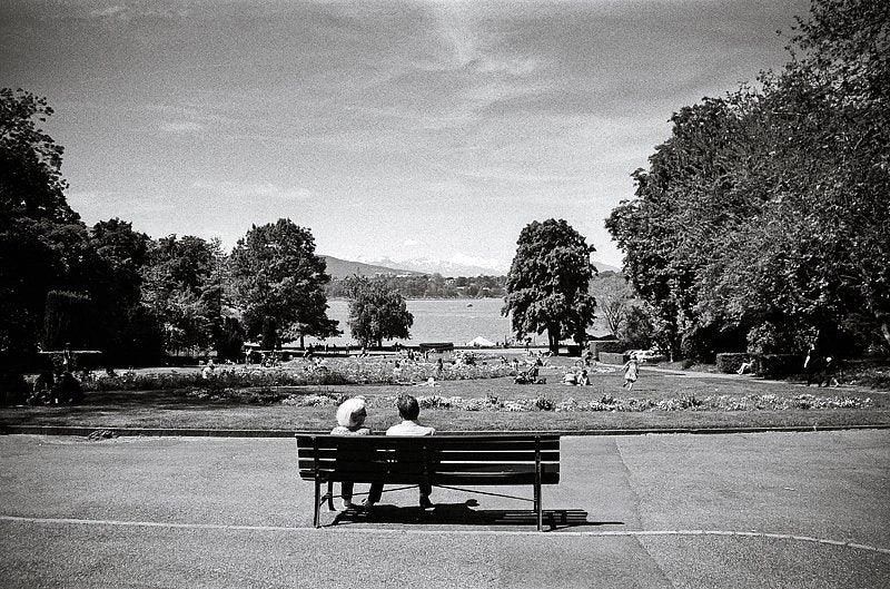 Nikon-AF240SV 35mm Point N Shoot Film Camera 4 Nikon-AF240SV 35mm Point N Shoot Film Camera - Image 2