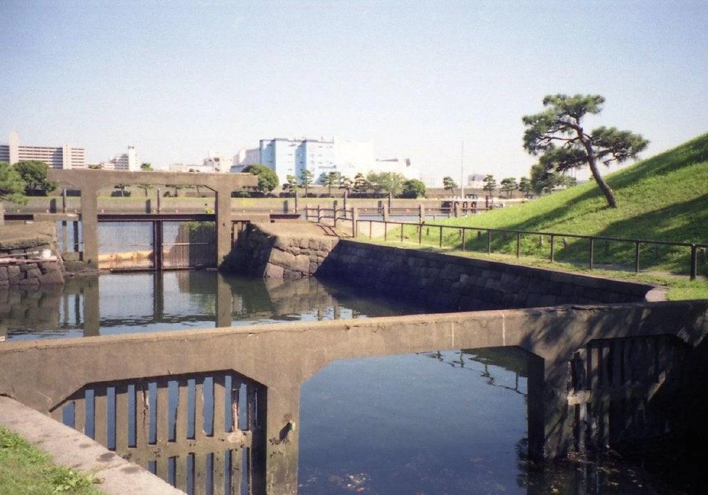 Nikon TW Zoom 35-70 35mm Film Camera Point And Shoot 8 Nikon TW Zoom 35-70 35mm Film Camera Point And Shoot - Image 6