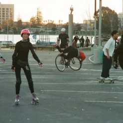 Olympus OM2 Vintage 35mm SLR Film Camera With F/1.8 50mm Prime Lens -Camera Promotion Store olympus om2 vintage 35mm slr film camera with f1 8 50mm prime lens 11