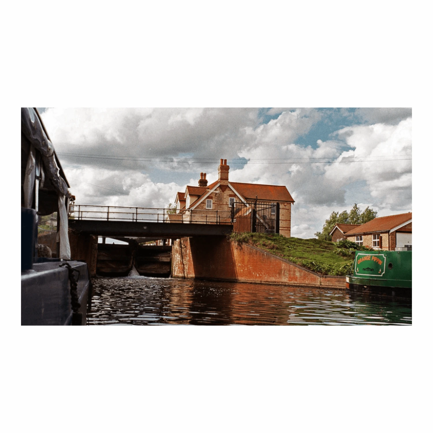 Olympus Superzoom 110 35mm Film Camera Point And Shoot 10 Olympus Superzoom 110 35mm Film Camera Point And Shoot - Image 8