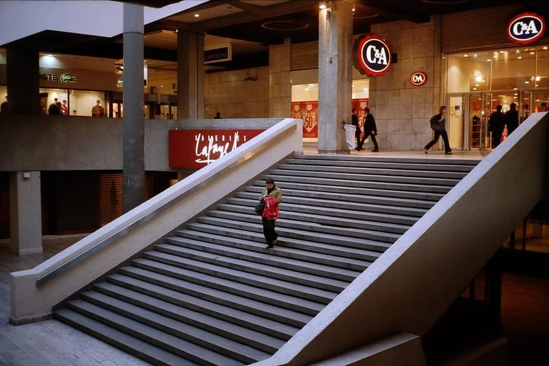 Olympus Trip 35 Custom White Leather Point And Shoot 35mm Film Camera 18 Olympus Trip 35 Custom White Leather Point And Shoot 35mm Film Camera - Image 16