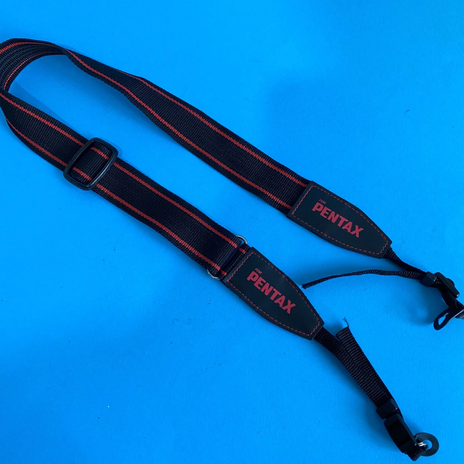 Original Pentax Black & Red SLR Camera Strap 4 Original Pentax Black & Red SLR Camera Strap - Image 2