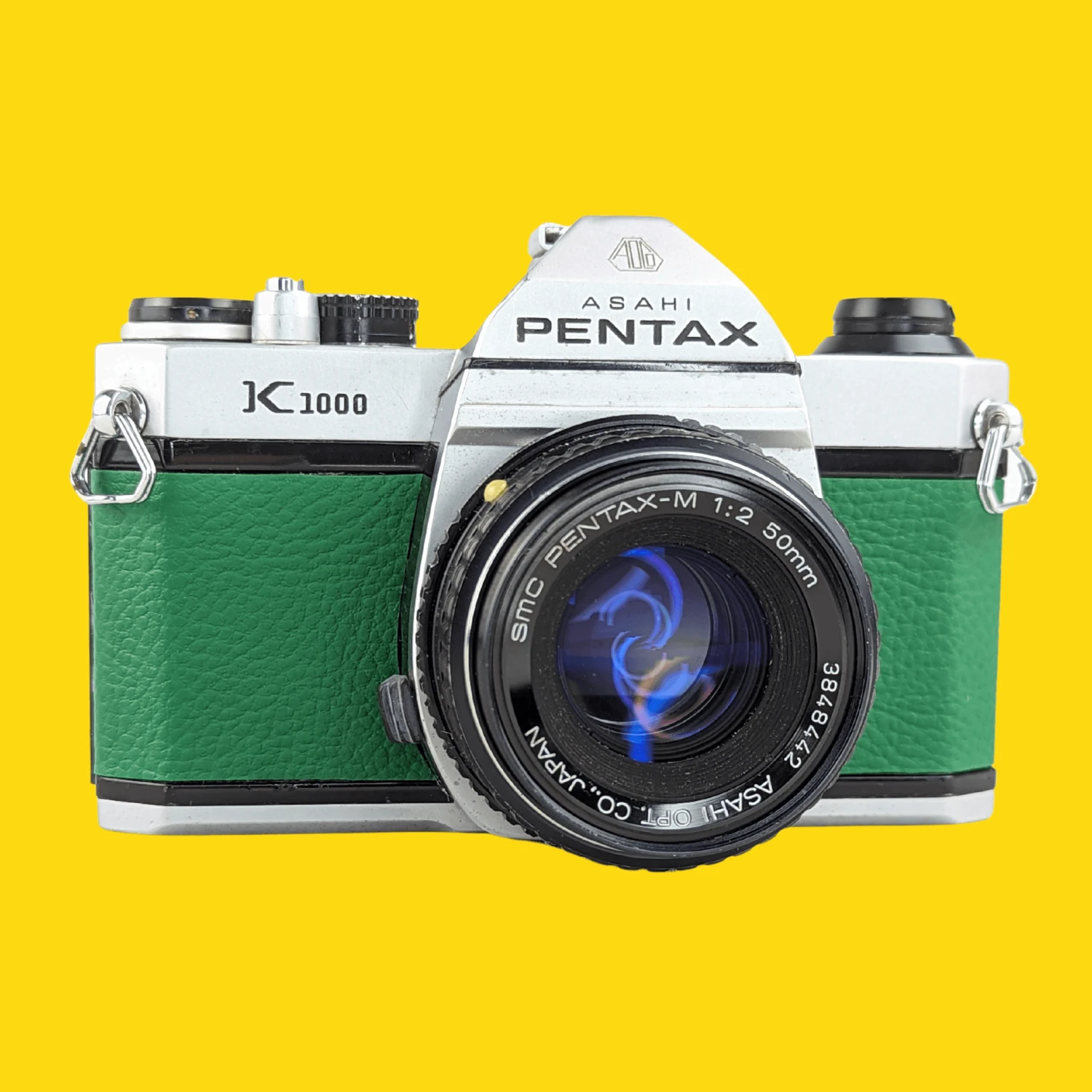 Pentax K1000 Green Leather Vintage SLR 35mm Film Camera With Pentax F/2 50mm Prime Lens 5 Pentax K1000 Green Leather Vintage SLR 35mm Film Camera With Pentax F/2 50mm Prime Lens - Image 3