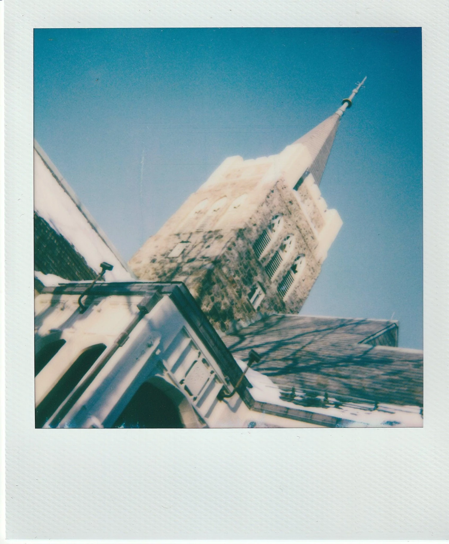 Polaroid Autofocus 660 Instant Film Camera 4 Polaroid Autofocus 660 Instant Film Camera - Image 2