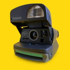 Retro Polaroid 600 Instant Film Camera