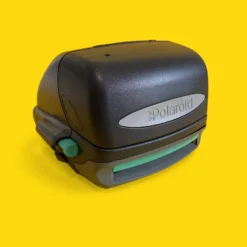 Retro Polaroid 600 Instant Film Camera -Camera Promotion Store retro polaroid 600 instant film camera 4