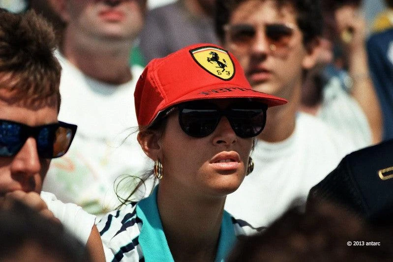 Ricoh KR-10 Super 35mm SLR Film Camera With Original F/2 50mm Prime Lens 4 Ricoh KR-10 Super 35mm SLR Film Camera With Original F/2 50mm Prime Lens - Image 2