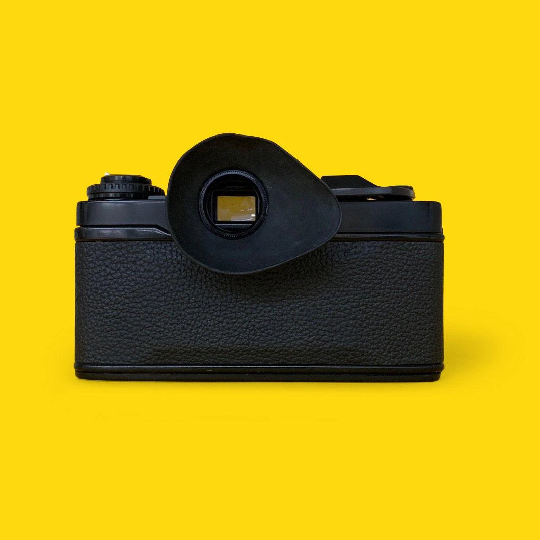 Ricoh KR-10 Super 35mm SLR Film Camera With Original F/2 50mm Prime Lens 5 Ricoh KR-10 Super 35mm SLR Film Camera With Original F/2 50mm Prime Lens - Image 3