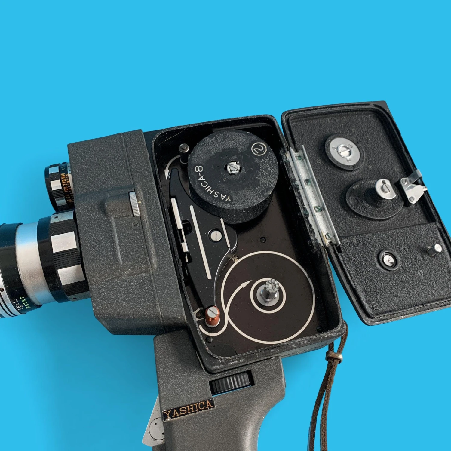 Yashica UP 8mm Movie Cine Camera 7 Yashica UP 8mm Movie Cine Camera - Image 5